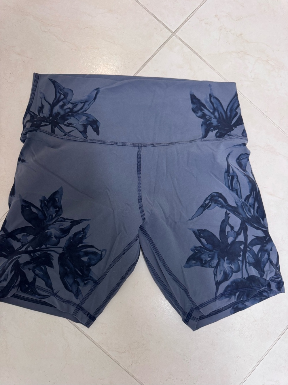 lululemon athletica High-Rise Floral Print Bike Shorts - Slate Blue & Navy
